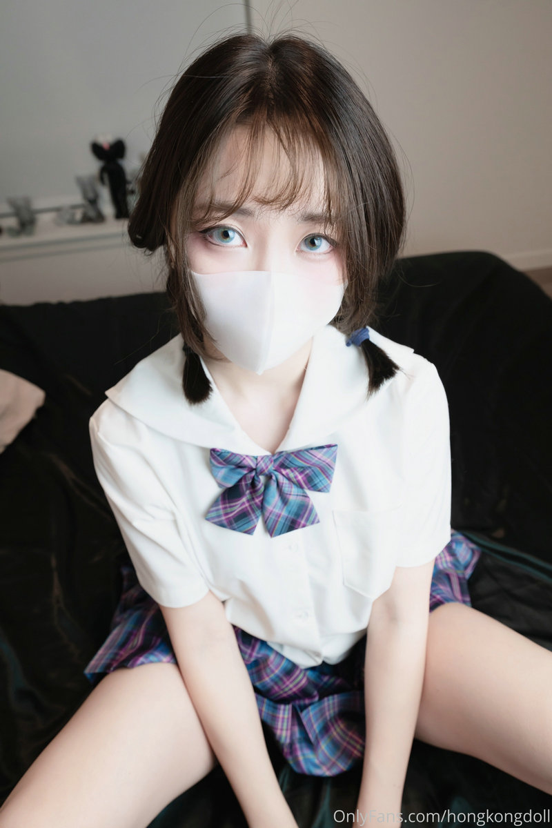 「玩偶姐姐」推特红人HongKong_Doll