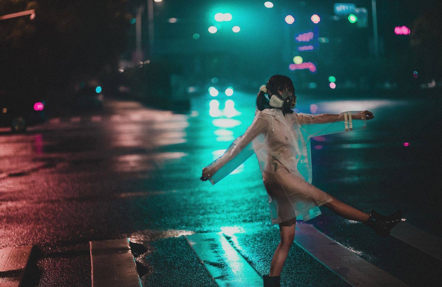 柚木写真-雨夜的裸女
